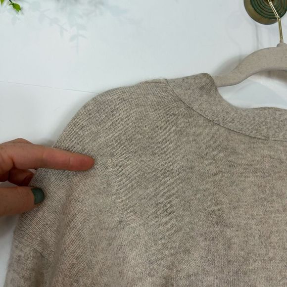 Everlane Womens Cropped Cashmere Cardigan Sweater Oatmeal Gray Canvas Heather S - Picture 6 of 15